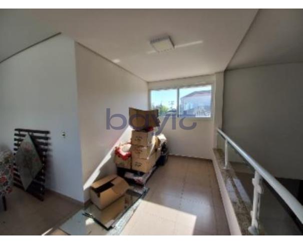Foto de Casa de Condomínio - 431,38m²