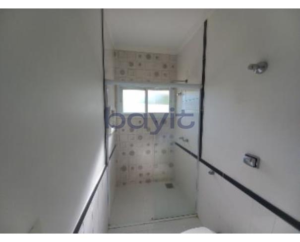 Foto de Casa de Condomínio - 431,38m²