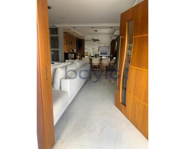 Foto de Casa de Condomínio - 510m²