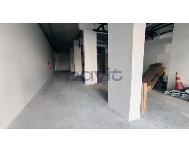 Foto de Loja - 200,380m²