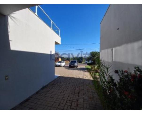 Foto de Casa de Condomínio - 431,38m²