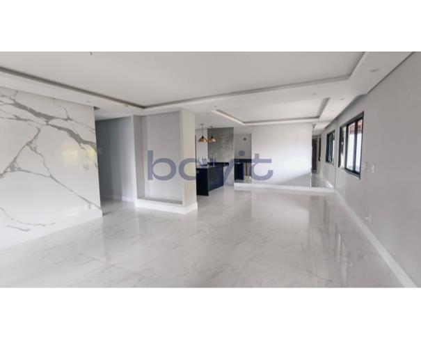 Foto de Casa de Condomínio - 510m²