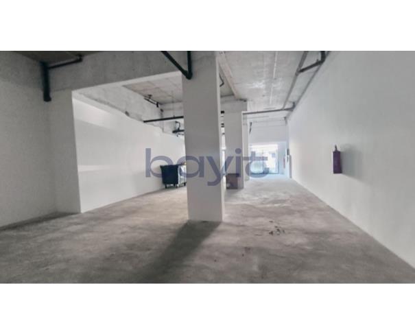 Foto de Loja - 200,380m²
