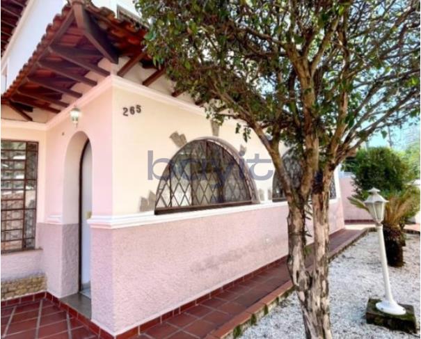 Casa com 3 quartos no Aclimação (foto 2 de 8)